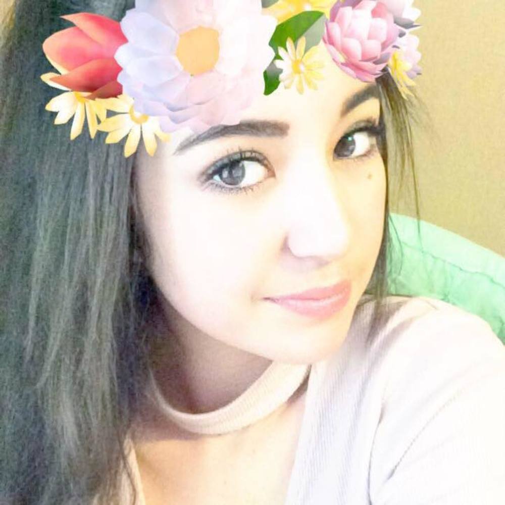 Meet your Posher, Vicky